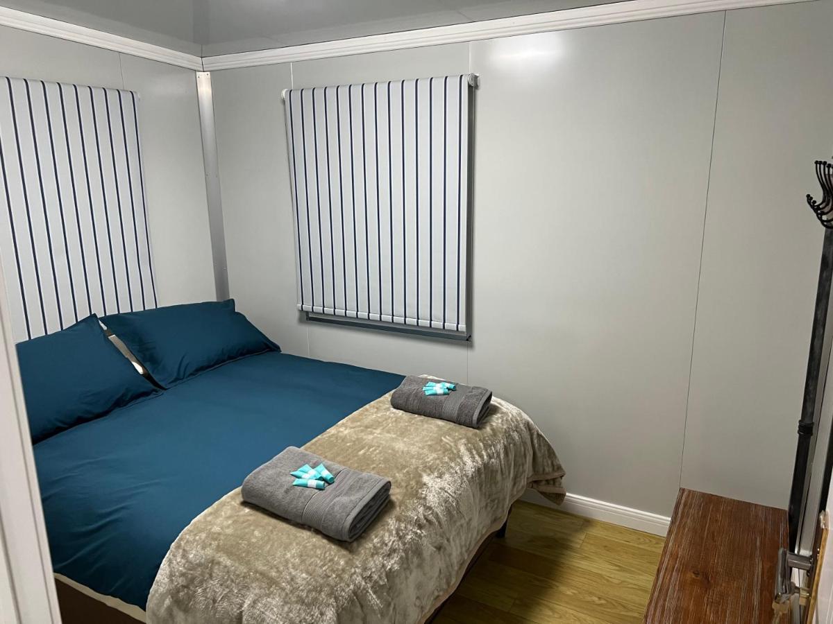 White Cliffs Self Contained Cabin Accommodation Exteriör bild